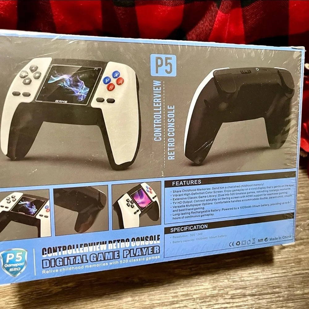 NEW P5 ControllerView Retro Handheld Gaming Console with 520 Classic Games